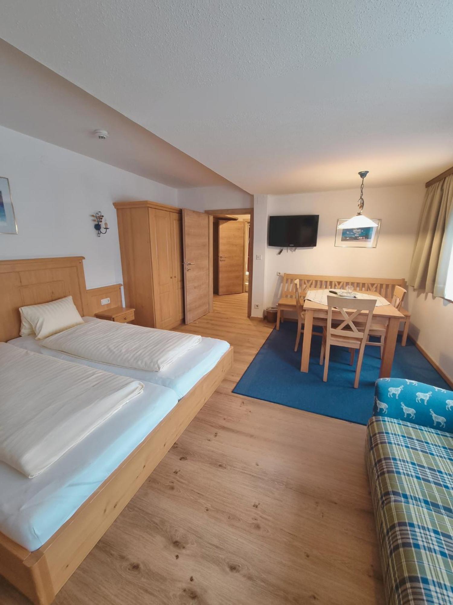 Hotel Rauscher - Das Naturteichparadies Bad Hofgastein Extérieur photo