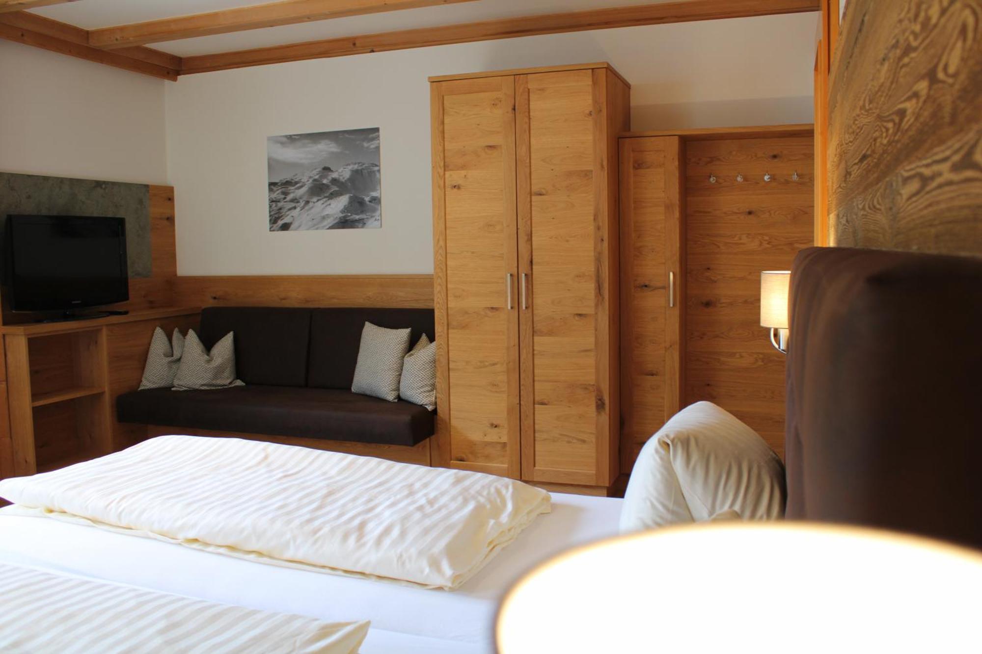 Hotel Rauscher - Das Naturteichparadies Bad Hofgastein Extérieur photo
