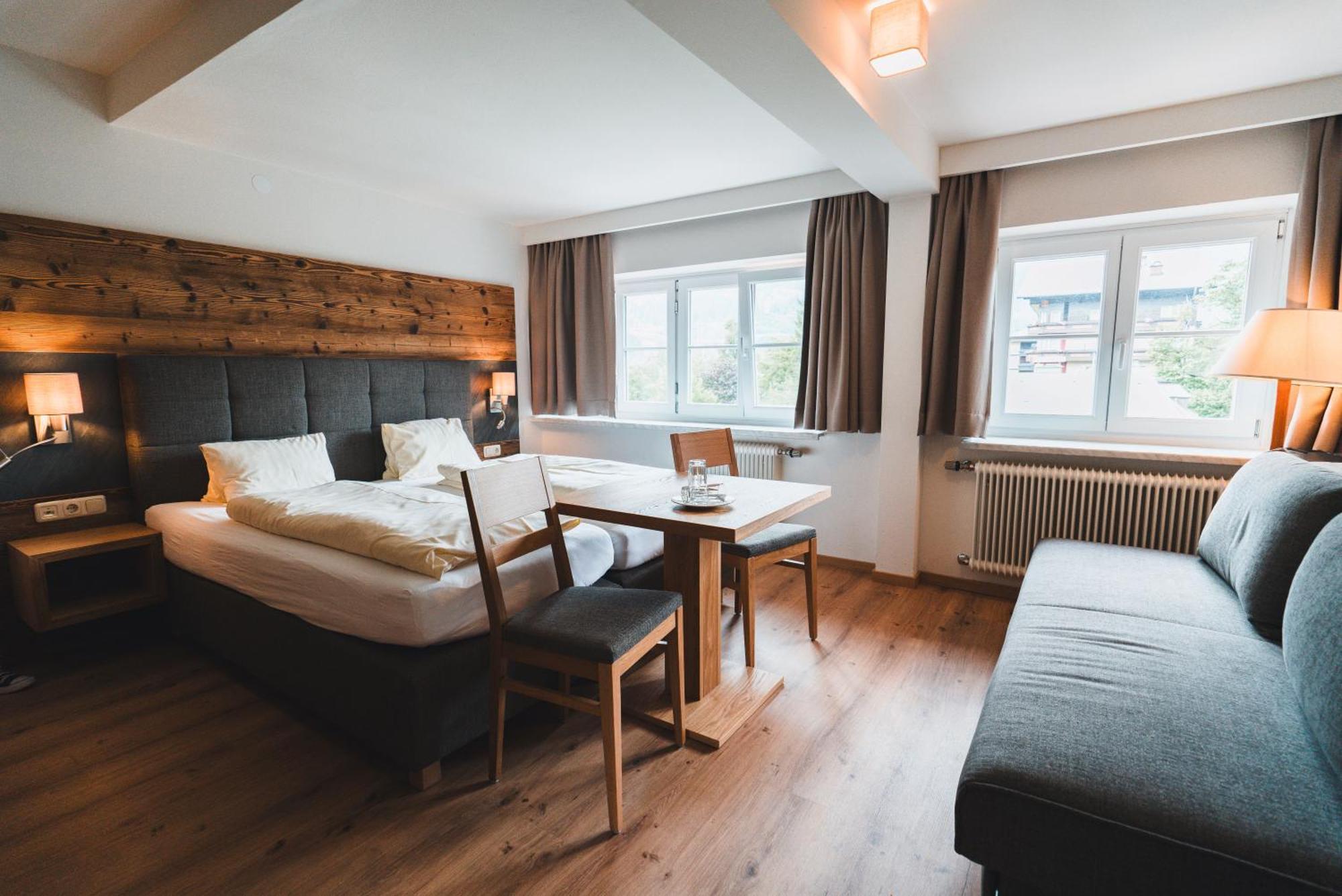 Hotel Rauscher - Das Naturteichparadies Bad Hofgastein Extérieur photo