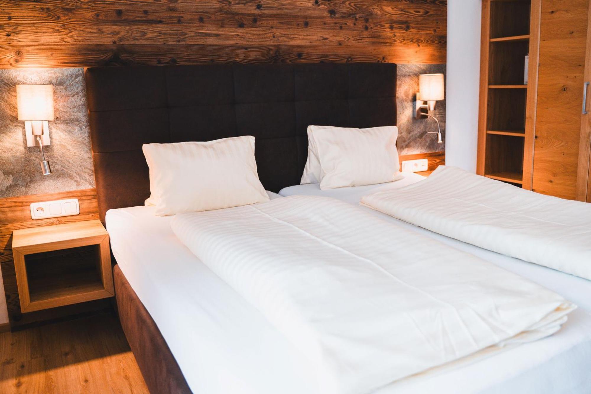 Hotel Rauscher - Das Naturteichparadies Bad Hofgastein Extérieur photo